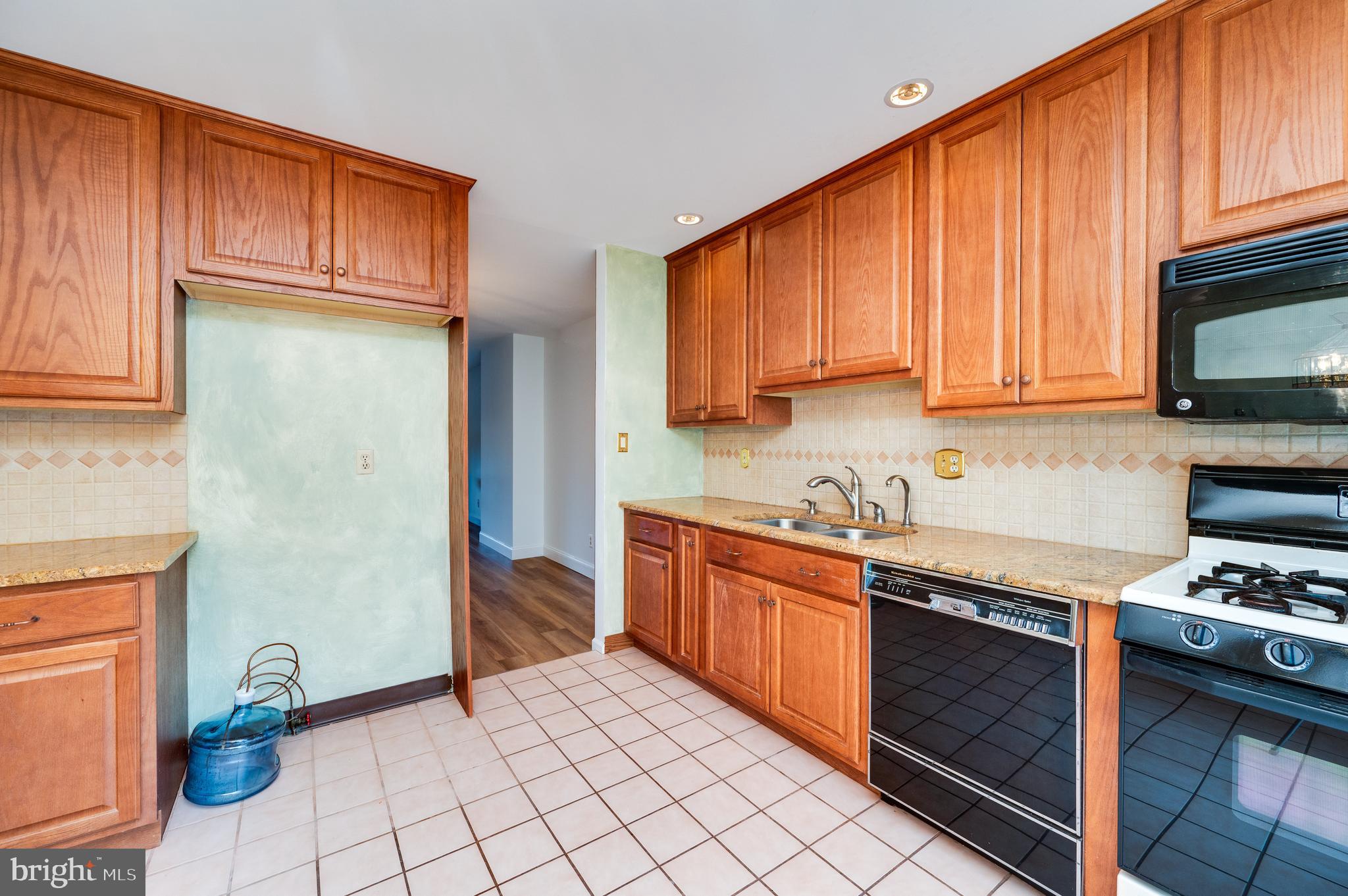 133 Merion Lane Reading, PA 19607 - Photo 14 of 53 Gallery Image 14