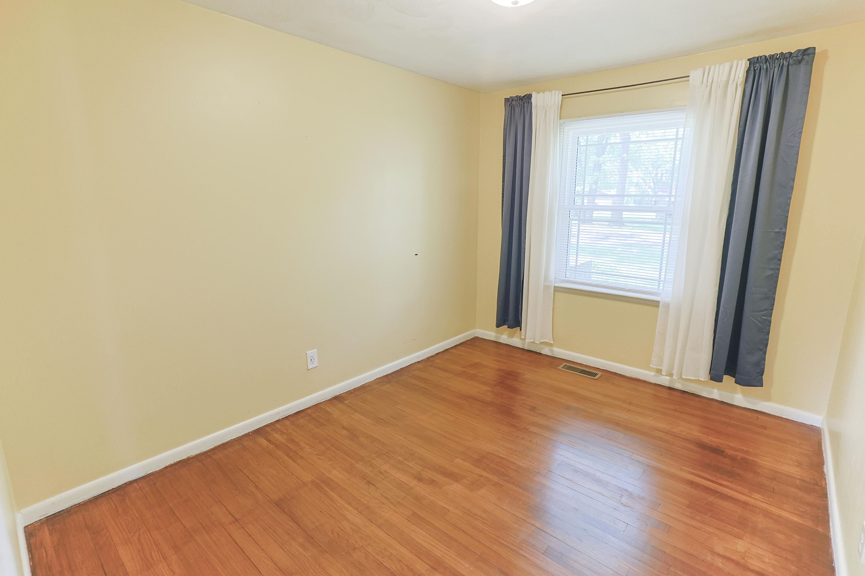 3011 Adams Road Niles, MI 49120 - Photo 28 of 44 Bedroom 3