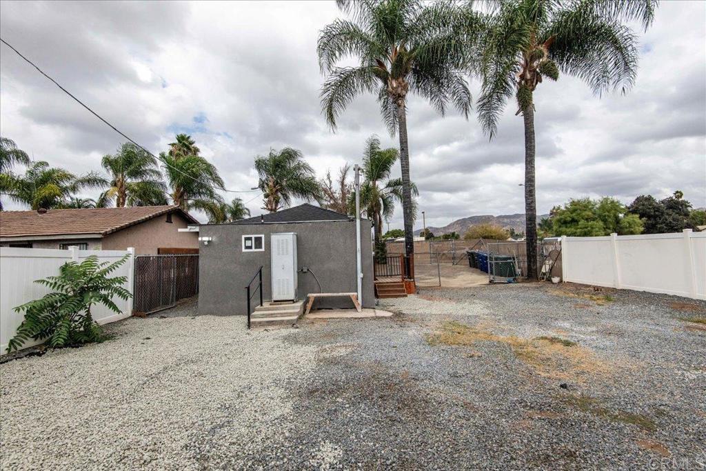9742 Los Coches Road Lakeside, CA 92040 - Photo 12 of 22 Gallery Image 12