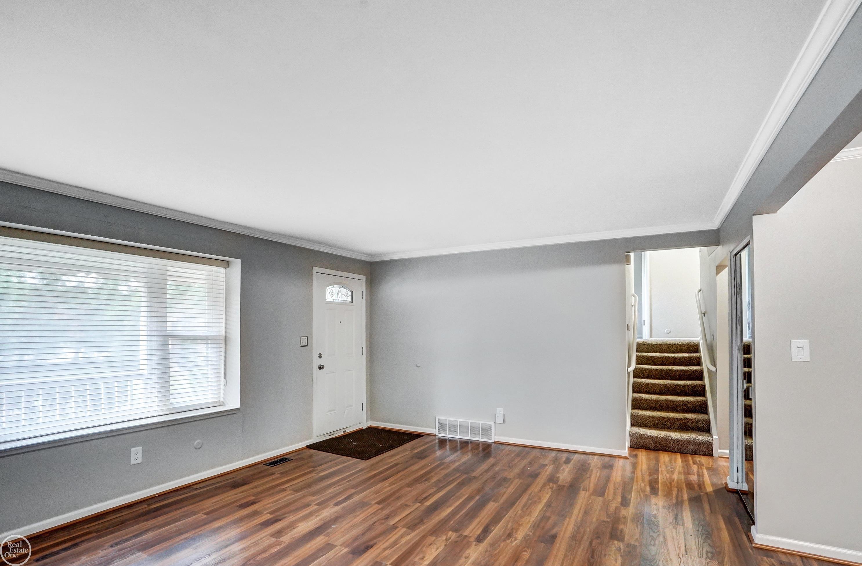31701 West 13 Mile Road Farmington Hills, MI 48334 - Photo 13 of 29