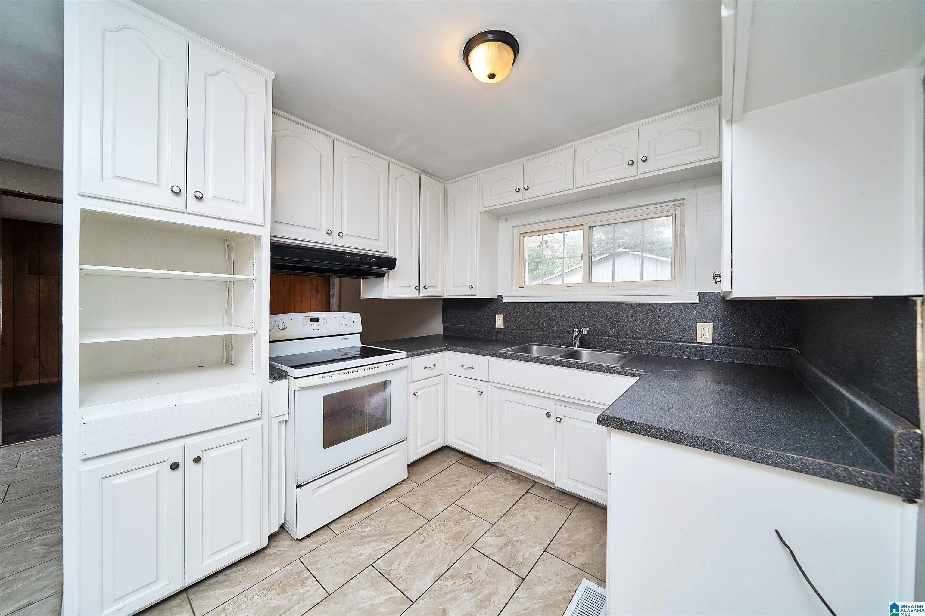305 Rose Hill Road Birmingham, AL 35214 - Photo 7 of 19
