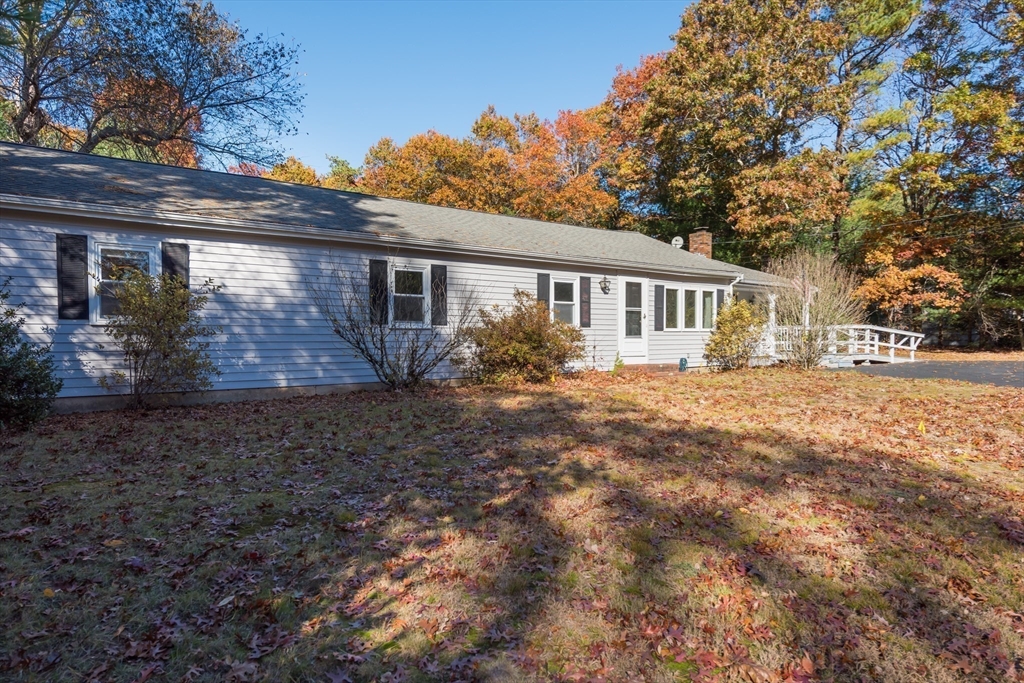25 Lawrence Road Halifax, MA 02338 - Photo 21 of 22 a front view of a house with garden