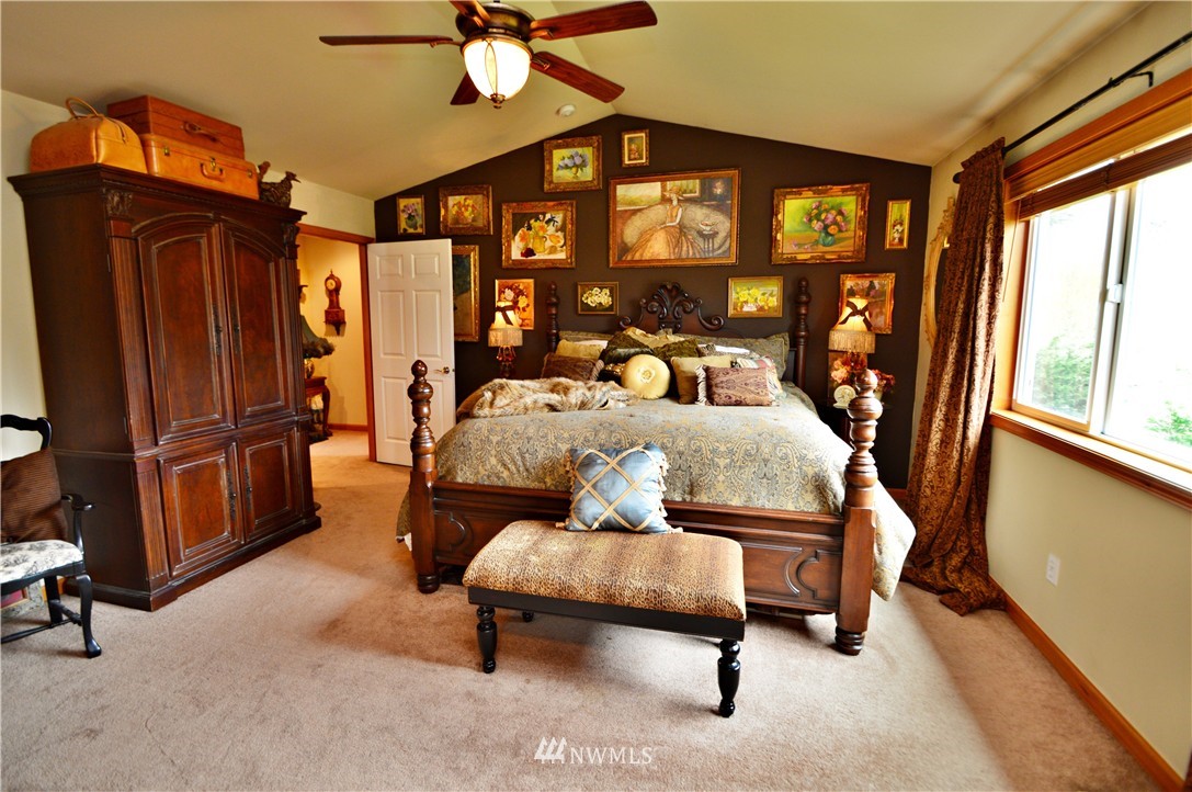 19023 Waxen Road Bothell, WA 98012 - Photo 13 of 25