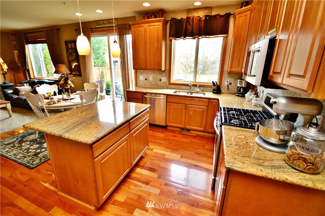 19023 Waxen Road Bothell, WA 98012 - Photo 7 of 25