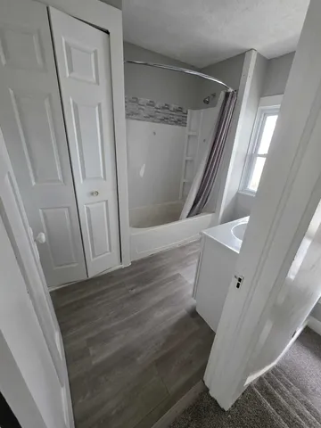 $139,500 | 1109 West Packard Avenue, Fort Wayne, IN 46807