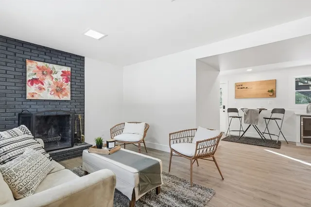 $890,000 | 155 Mill Street, Burlington, MA 01803