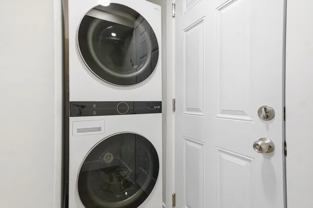 $890,000 | 155 Mill Street, Burlington, MA 01803