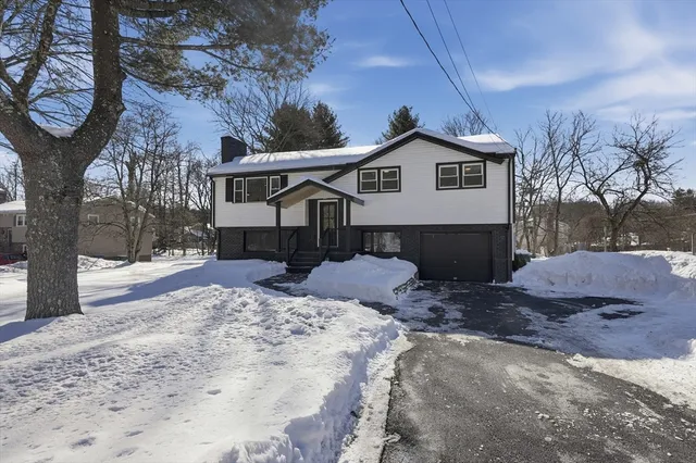 $890,000 | 155 Mill Street, Burlington, MA 01803