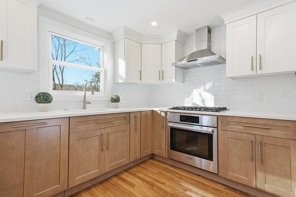 155 Mill Street Burlington, MA 01803 - Photo 4 of 24