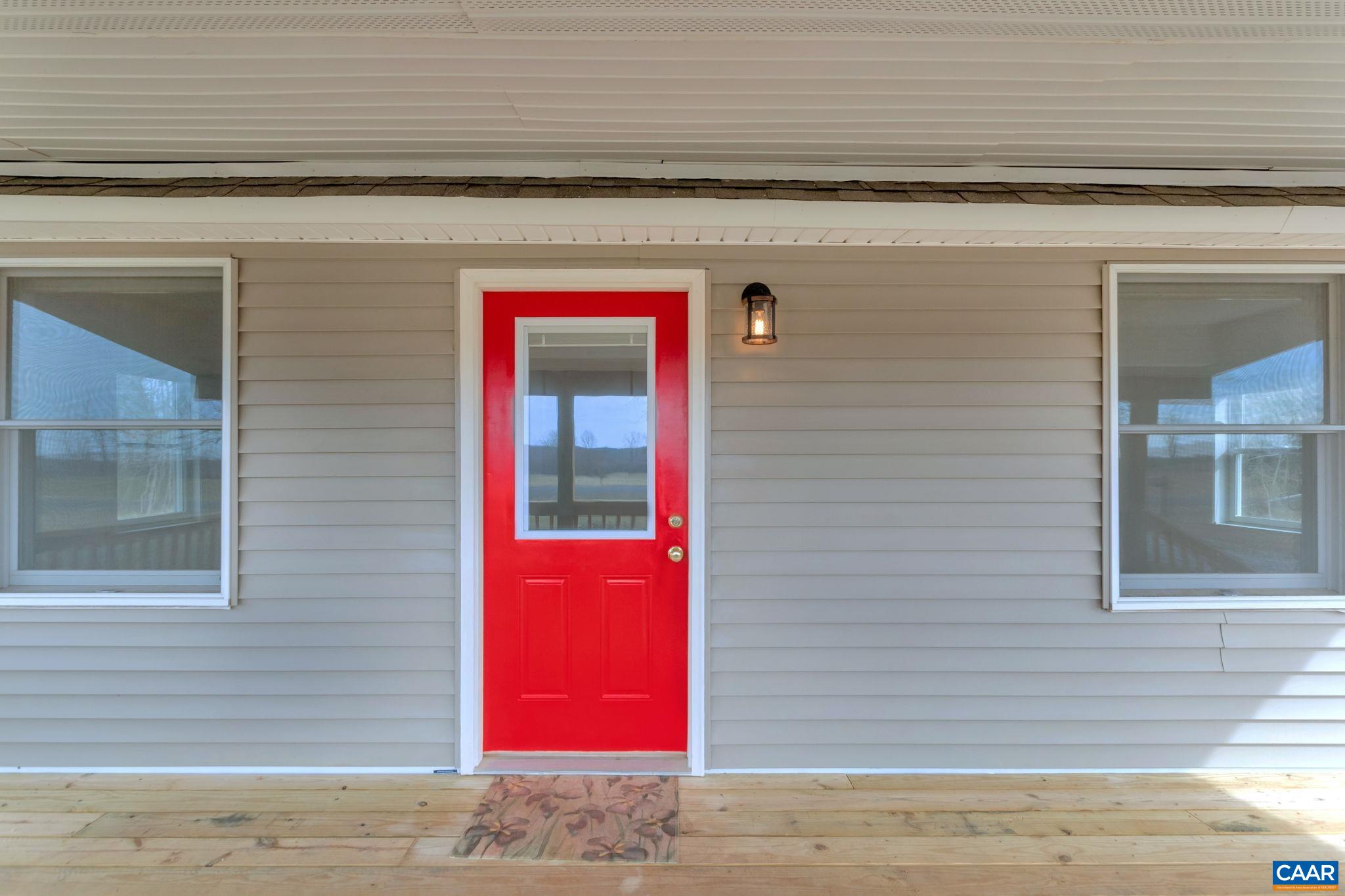 686 Chapel Road New Canton, VA 23123 - Photo 7 of 44 Gallery Image 7