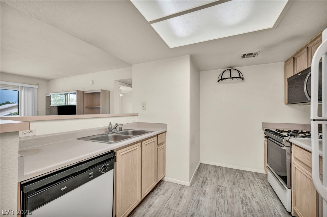 8070 West Russell Road, Unit 2060 Las Vegas, NV 89113 - Photo 17 of 35