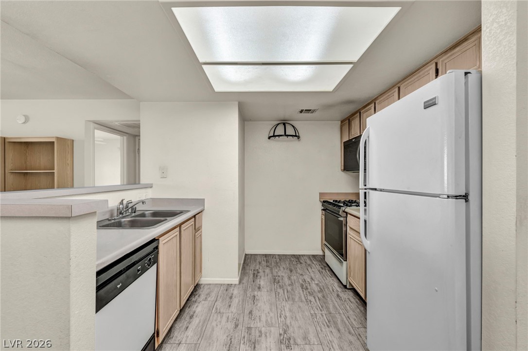 8070 West Russell Road, Unit 2060 Las Vegas, NV 89113 - Photo 5 of 35