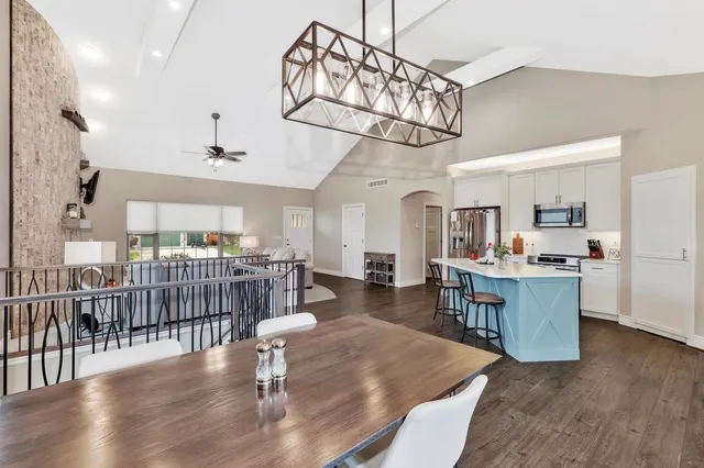 $425,000 | 830 North Trl Dr Circle, Mulvane, KS 67110