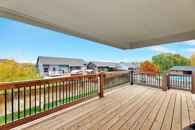 $425,000 | 830 North Trl Dr Circle, Mulvane, KS 67110