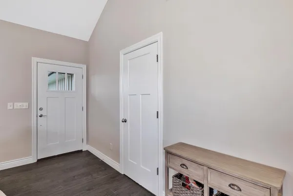$425,000 | 830 North Trl Dr Circle, Mulvane, KS 67110