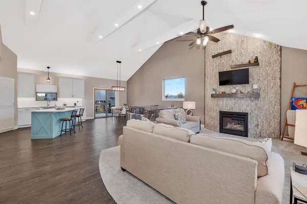 $425,000 | 830 North Trl Dr Circle, Mulvane, KS 67110