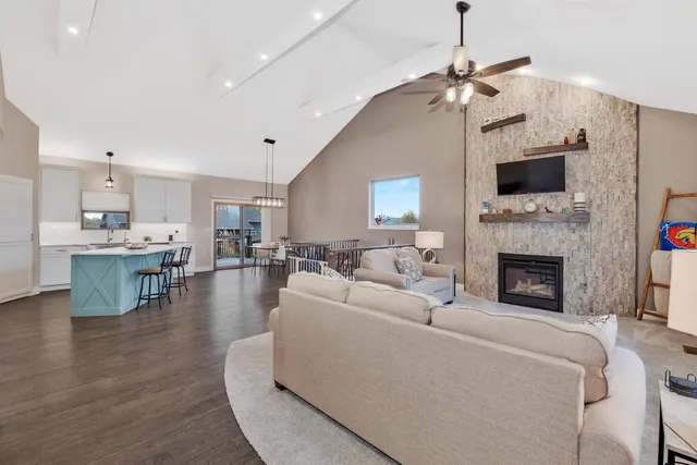 $425,000 | 830 North Trl Dr Circle, Mulvane, KS 67110