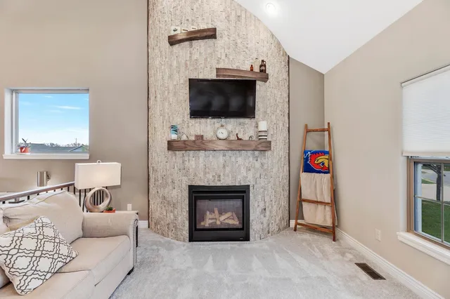 $425,000 | 830 North Trl Dr Circle, Mulvane, KS 67110