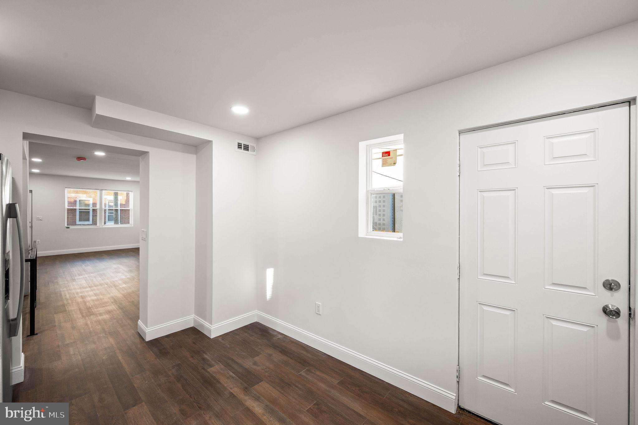 1852 East Lippincott Street Philadelphia, PA 19134 - Photo 18 of 25 wooden floor in an empty room