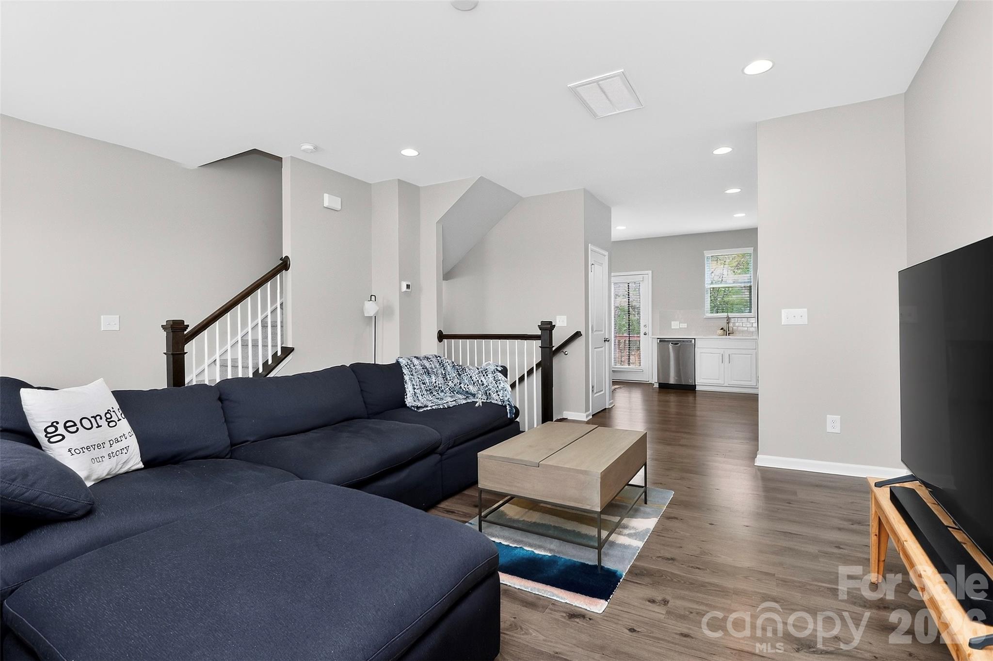 13357 Porter Creek Road Charlotte, NC 28262 - Photo 4 of 27