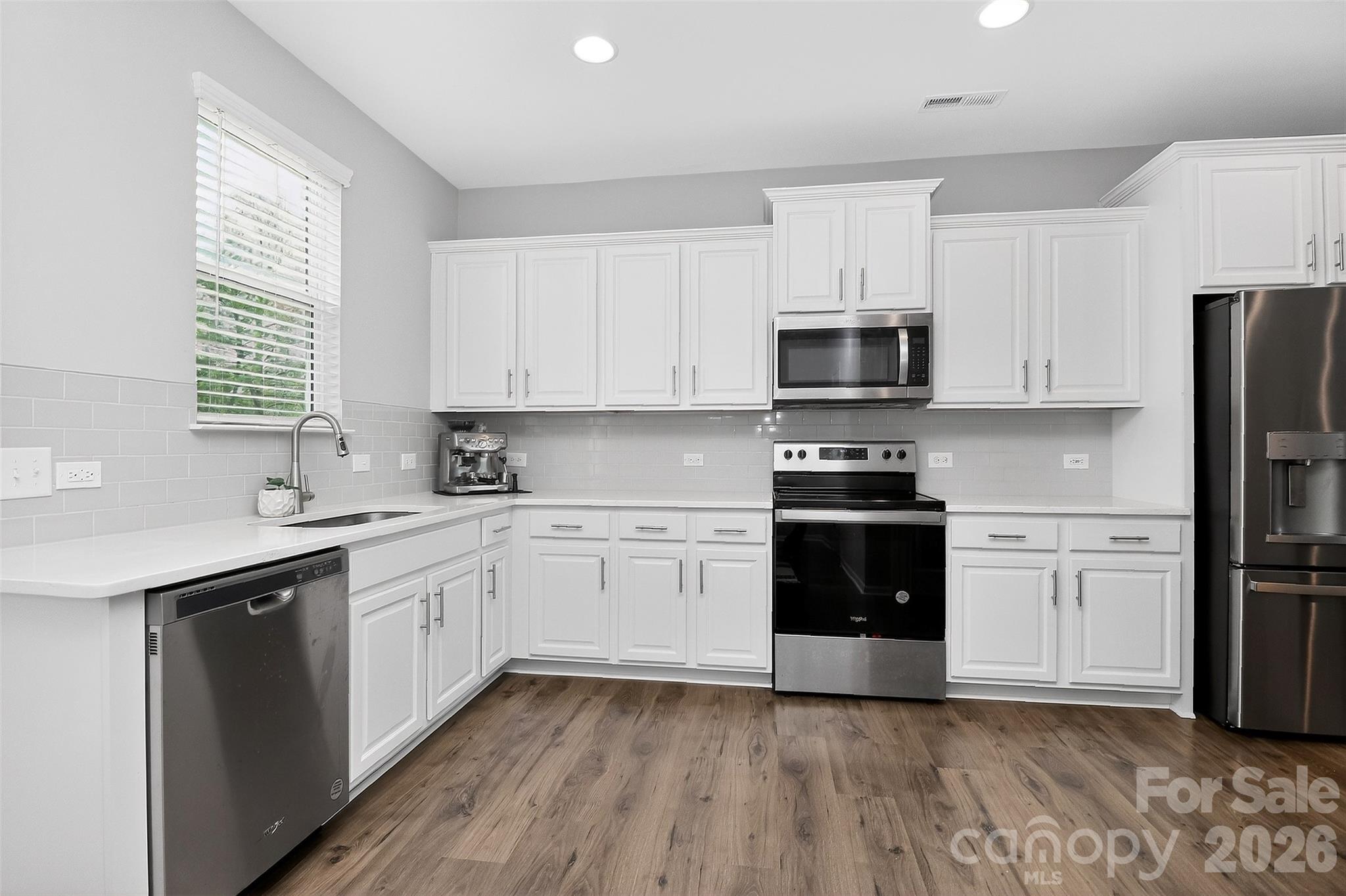 13357 Porter Creek Road Charlotte, NC 28262 - Photo 9 of 27