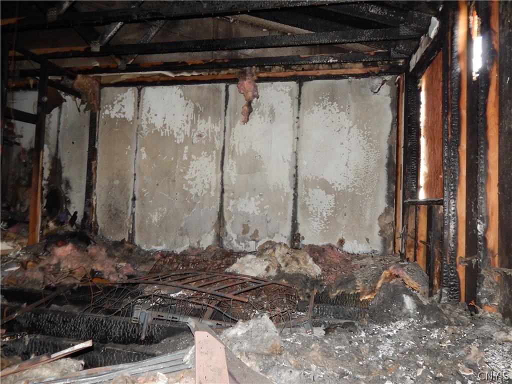 8407 B Shallowcreek Road Clay, NY 13090 - Photo 15 of 22