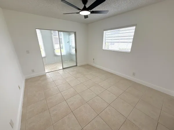 $1,900 | 586 Normandy Lane, Unit 586, Delray Beach, FL 33484