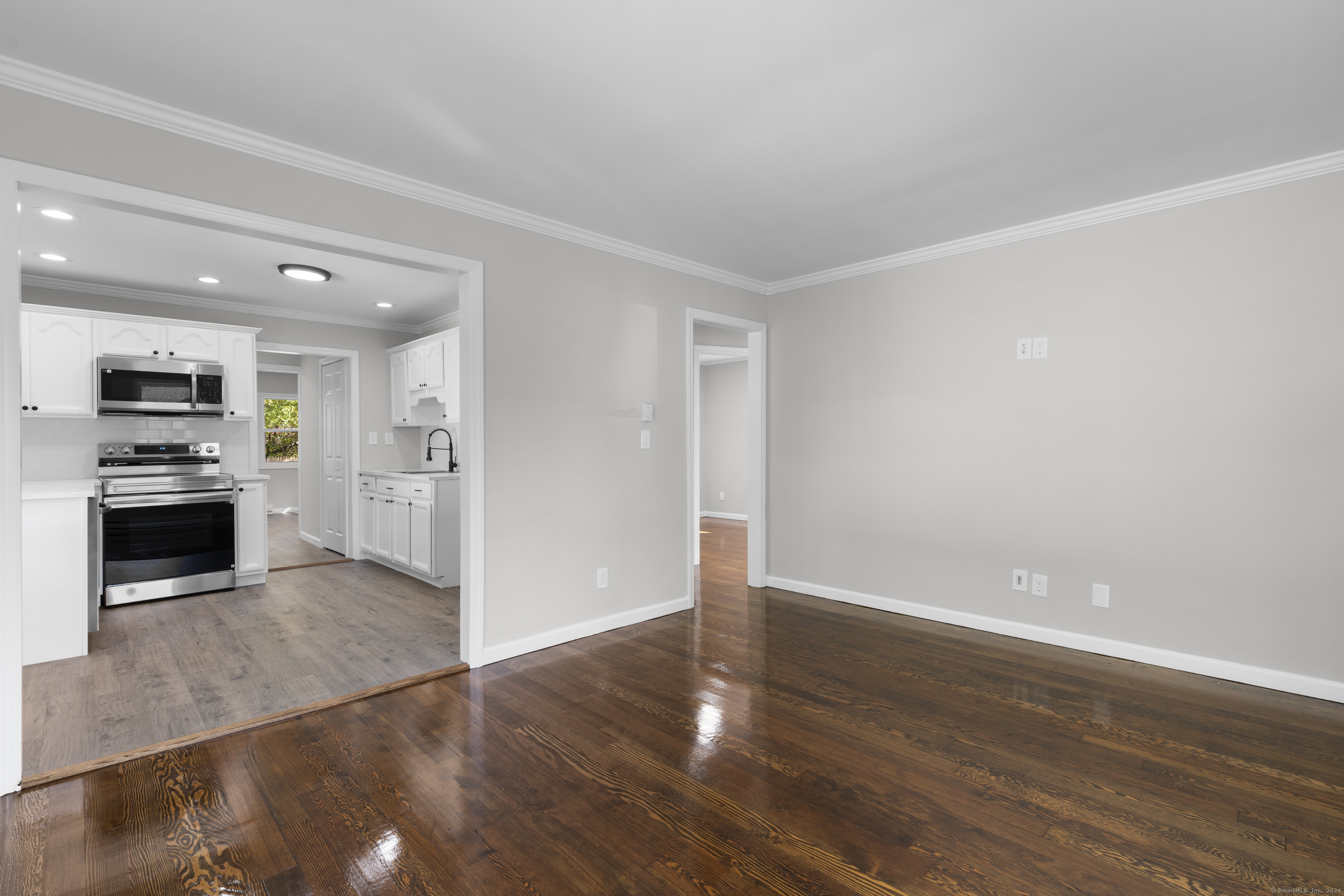 210 Handel Road East Hartford, CT 06118 - Photo 5 of 23