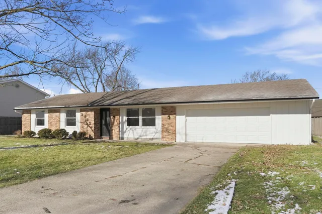 $189,000 | 22331 Maple Lane, Woodburn, IN 46797