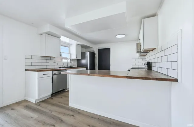 $189,000 | 22331 Maple Lane, Woodburn, IN 46797