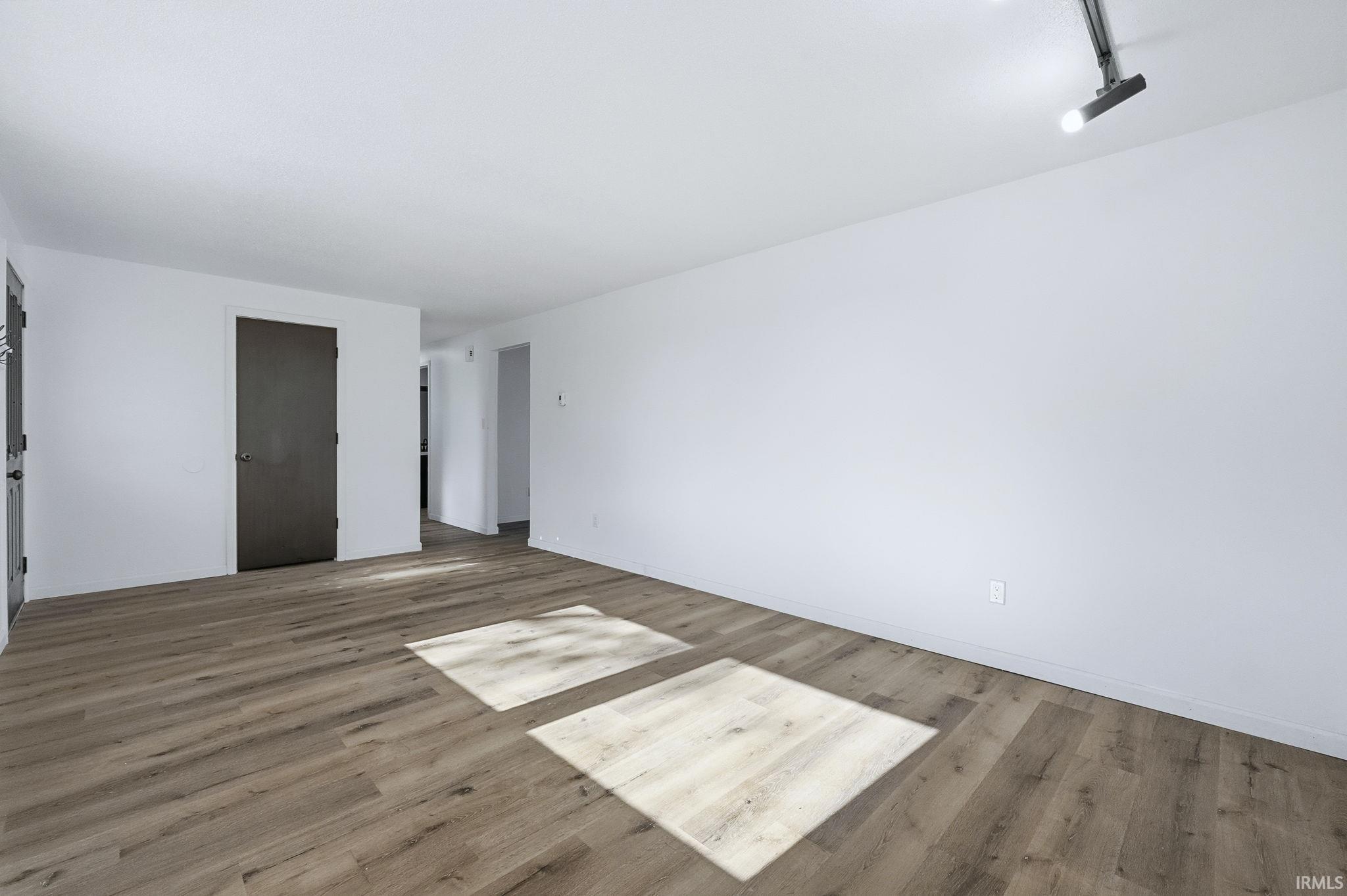 22331 Maple Lane Woodburn, IN 46797 - Photo 7 of 35