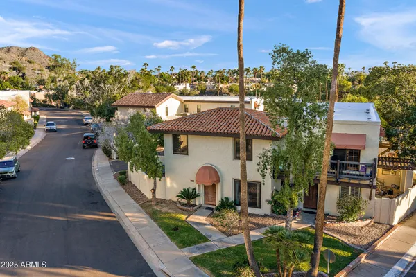 $345,000 | 1803 East Frier Drive, Unit 3, Phoenix, AZ 85020