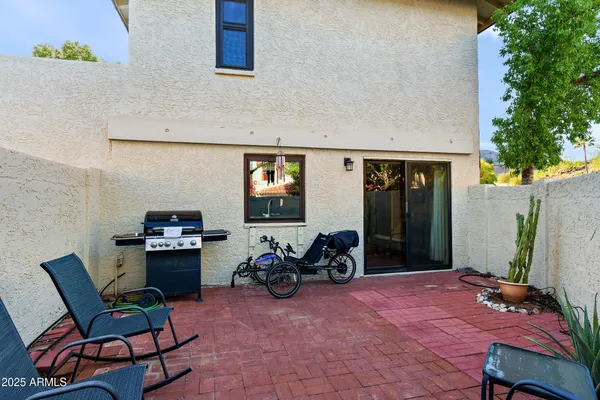 $345,000 | 1803 East Frier Drive, Unit 3, Phoenix, AZ 85020