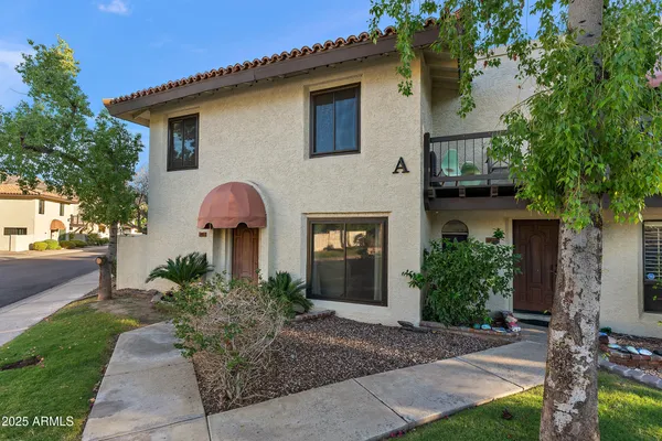 $345,000 | 1803 East Frier Drive, Unit 3, Phoenix, AZ 85020
