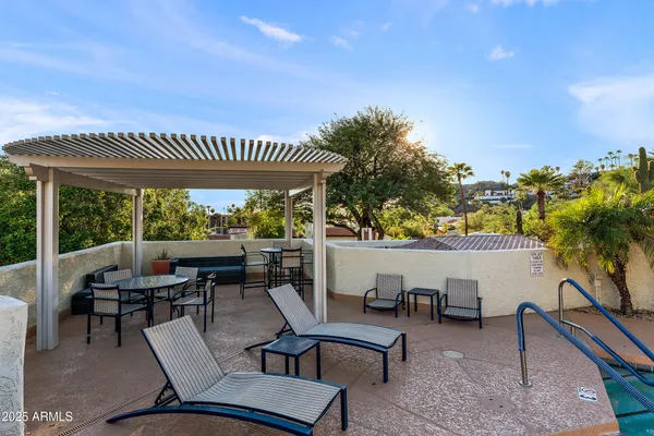 $345,000 | 1803 East Frier Drive, Unit 3, Phoenix, AZ 85020