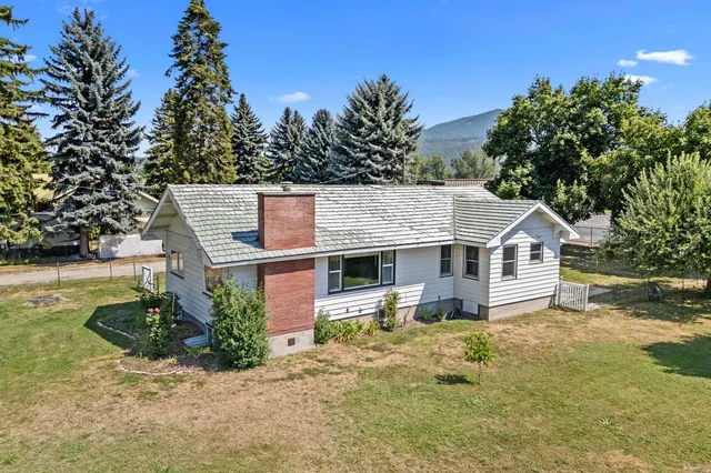 $374,900 | 604 North 3rd Street East, Chewelah, WA 99109