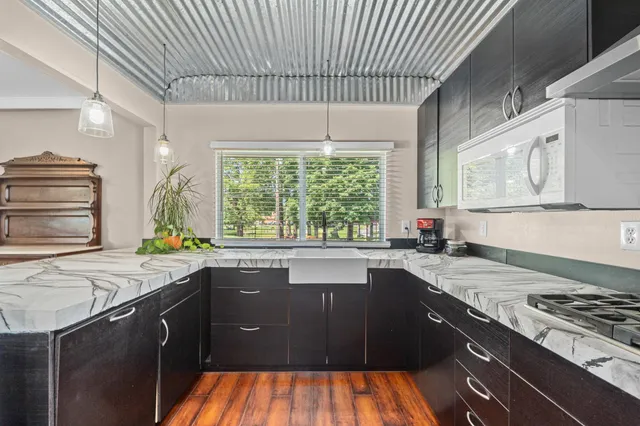 $374,900 | 604 North 3rd Street East, Chewelah, WA 99109