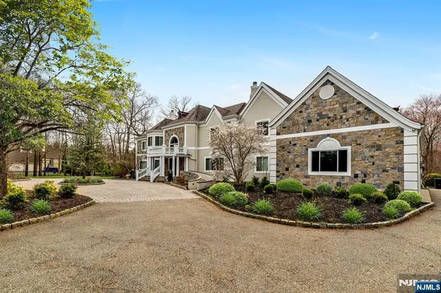 $4,799,995 | 5 Burning Hollow Road, Saddle River, NJ 07458