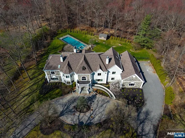 $4,799,995 | 5 Burning Hollow Road, Saddle River, NJ 07458