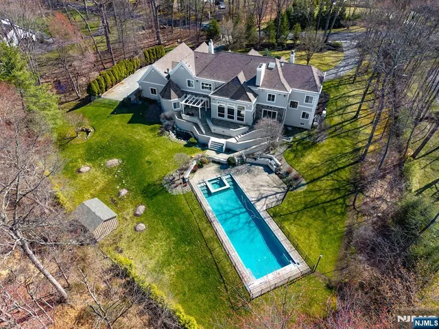 $4,799,995 | 5 Burning Hollow Road, Saddle River, NJ 07458