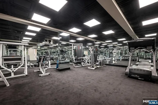 $4,799,995 | 5 Burning Hollow Road, Saddle River, NJ 07458