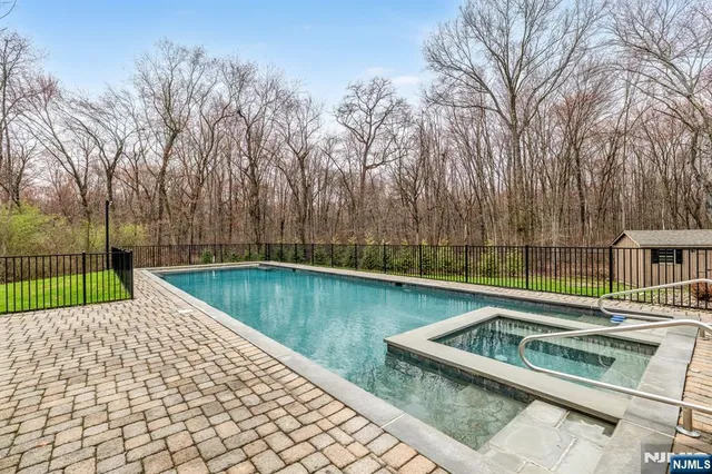 $4,799,995 | 5 Burning Hollow Road, Saddle River, NJ 07458