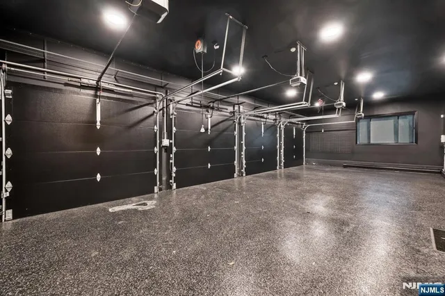 $4,799,995 | 5 Burning Hollow Road, Saddle River, NJ 07458