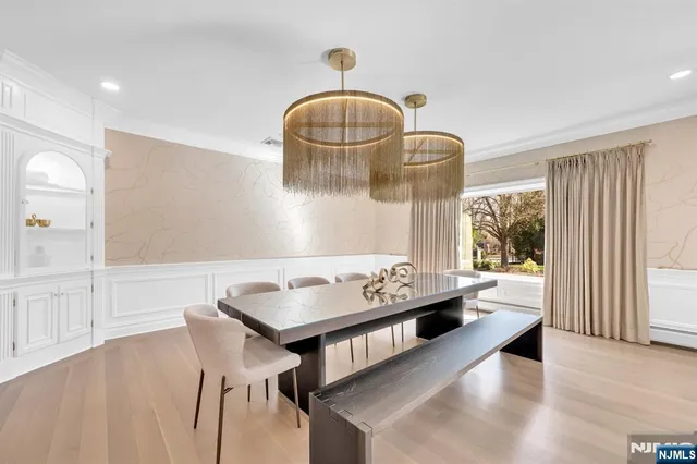 $4,799,995 | 5 Burning Hollow Road, Saddle River, NJ 07458