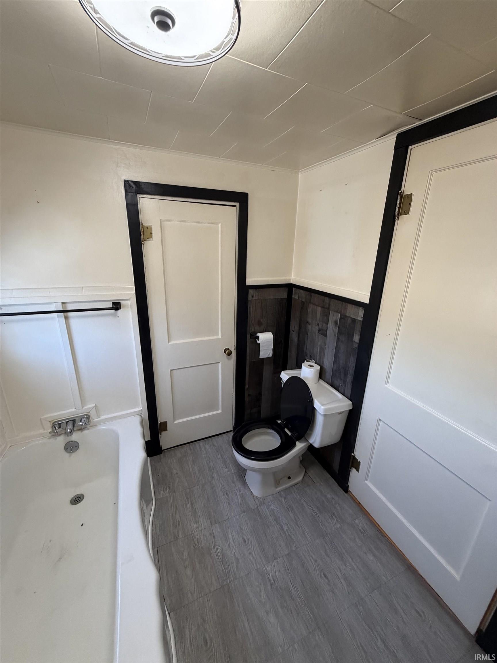 8897 South 1075th Road West Owensville, IN 47665 - Photo 13 of 32