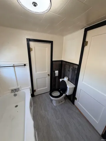 $299,900 | 8897 South 1075th Road West, Owensville, IN 47665