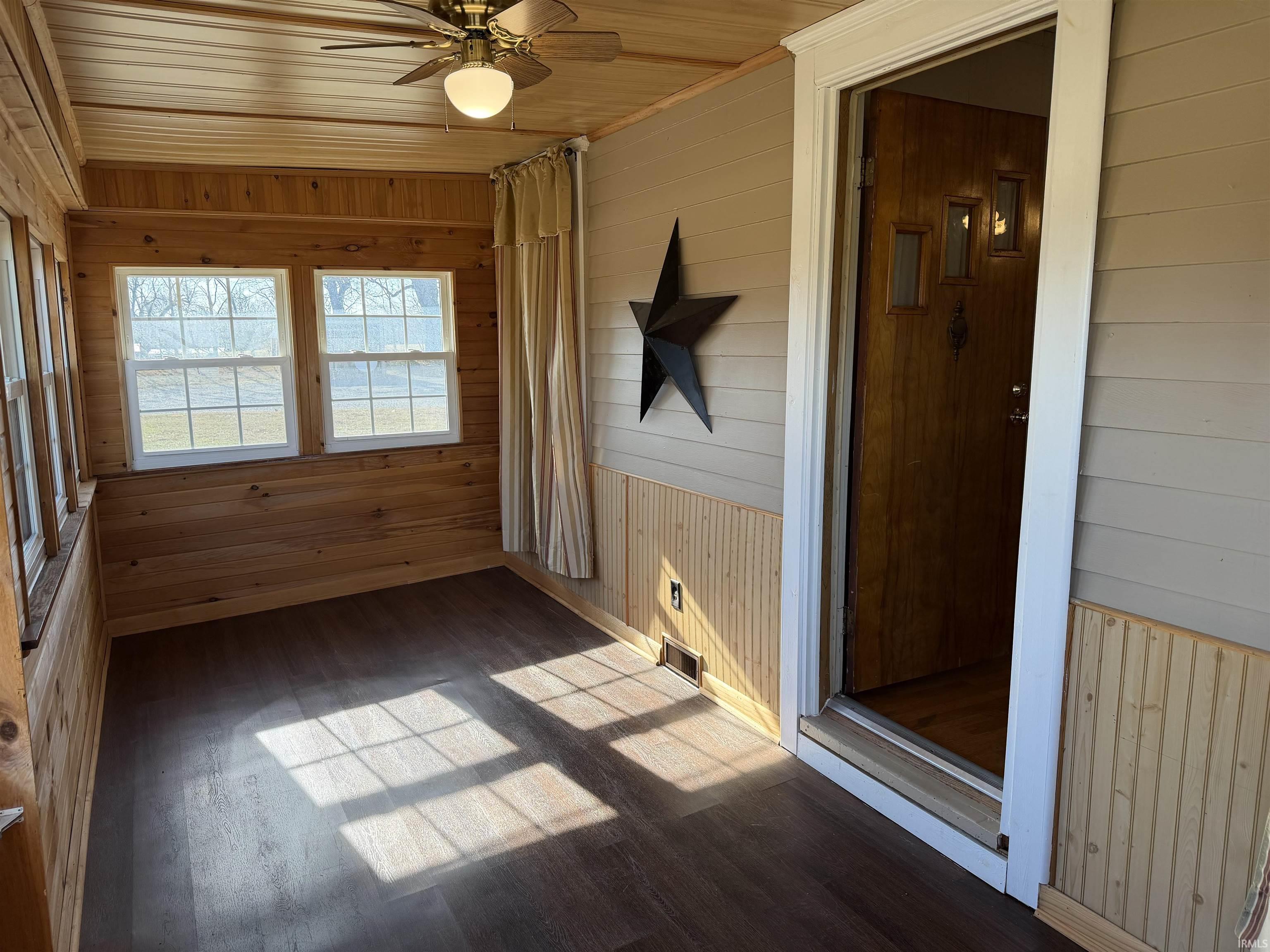 8897 South 1075th Road West Owensville, IN 47665 - Photo 4 of 32