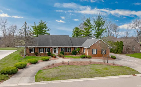 $510,000 | 2817 East Prestwick Road, Winona Lake, IN 46590