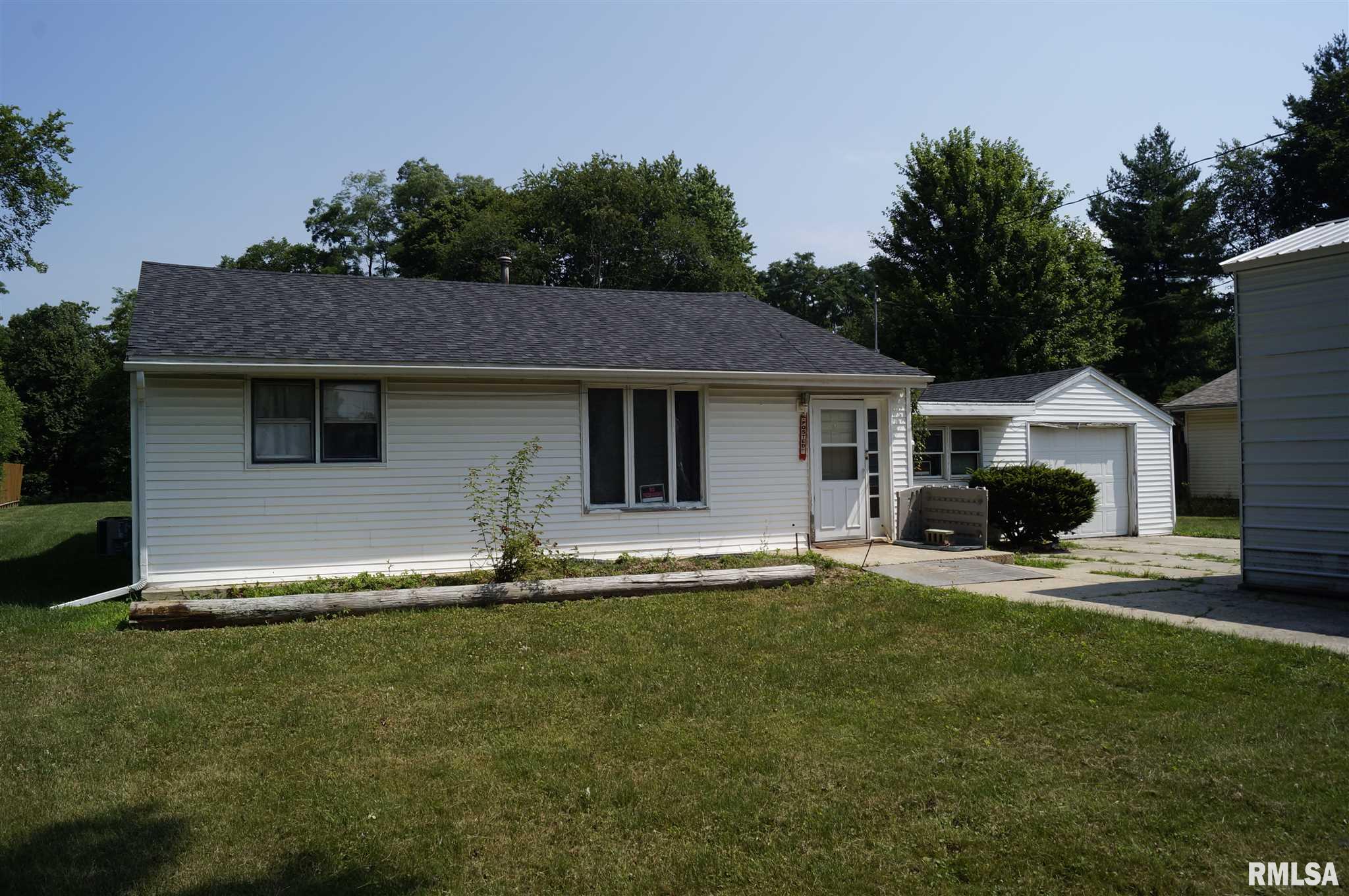4821 West Middle Road Peoria, IL 61607 - Photo 1 of 10 Gallery Image 1