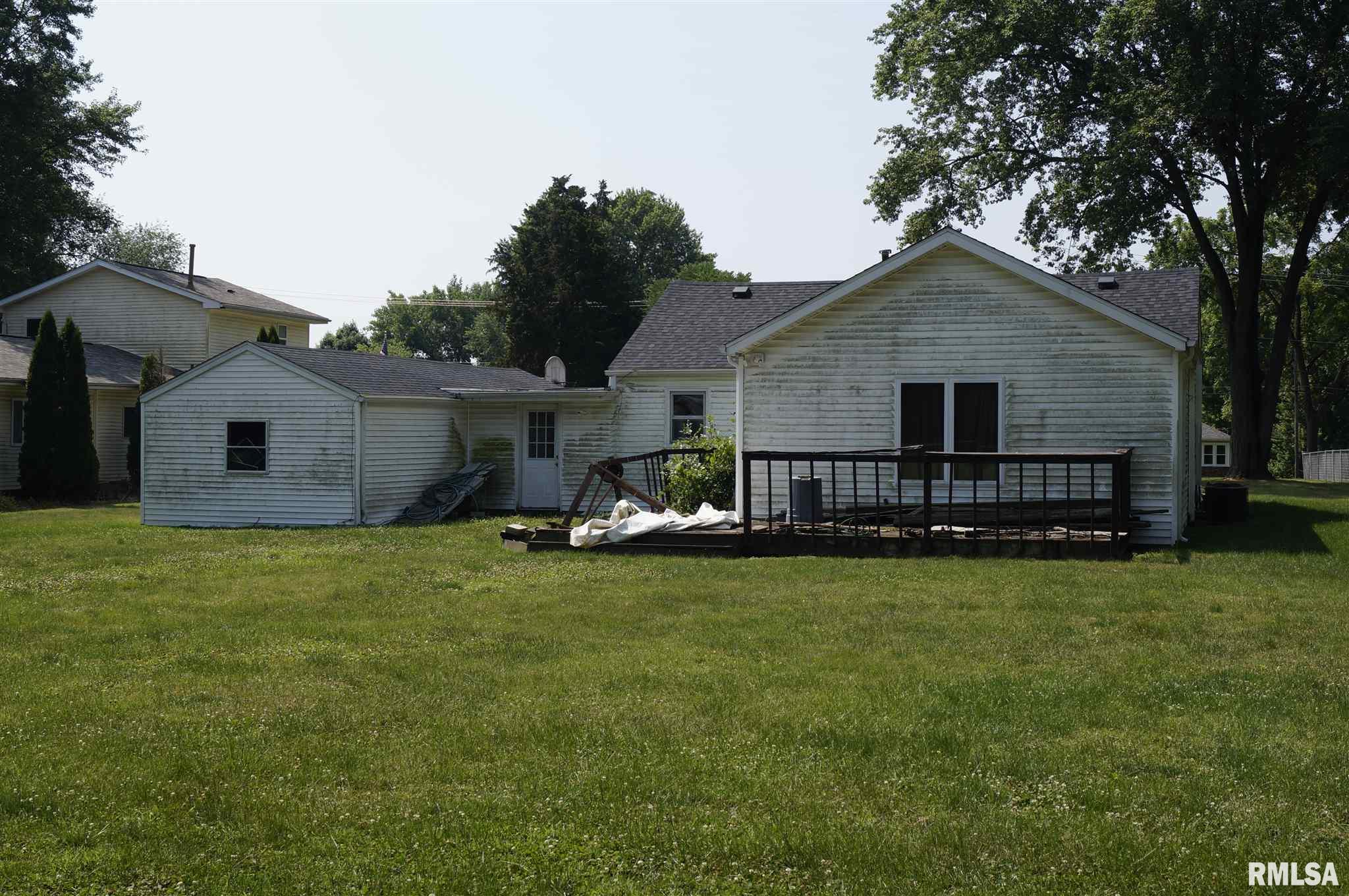 4821 West Middle Road Peoria, IL 61607 - Photo 7 of 10 Gallery Image 7